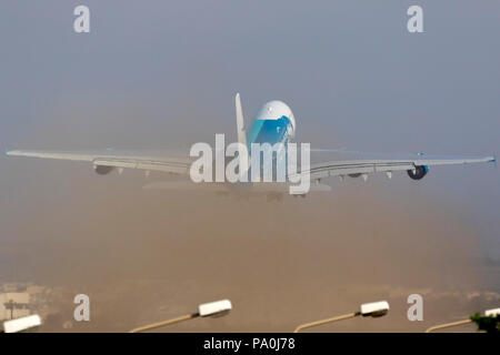 Luqa (Malte, 19 juillet 2018 : Hi Fly Malte Airbus A380-841 [9H]-MIP au départ de Malte après peinture en couleurs spéciales 'Save les récifs coralliens' chez ACM Banque D'Images