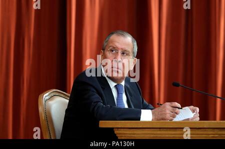 Moscou, Russie. 19 juillet, 2018. Le Ministre russe des affaires étrangères Sergei Lavrov lors d'une réunion des ambassadeurs et représentants permanents de la Russie le 19 juillet 2018 à Moscou, Russie. Credit : Planetpix/Alamy Live News Banque D'Images