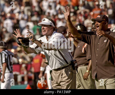 San Francisco, Californie, USA. Sep 21, 2003. L'entraîneur-chef Browns Butch Davis le dimanche, 21 septembre 2003, à San Francisco, Californie. Le Browns défait les 49ers 13-12. Crédit : Al Golub/ZUMA/Alamy Fil Live News Banque D'Images