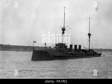 114 au Minotaure HMS 1908 Tricentenaire de Québec LAC 3361857 Banque D'Images