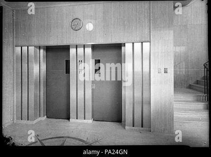 27261 SLNSW 251 Ligne d'Orient Banque D'Images