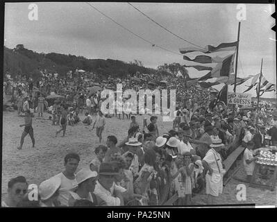 256 31484 SLNSW , Plage Plage Grottes championnats de l'Association Banque D'Images