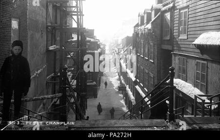 210 Quartier Vieux-Quebec-Basse-Ville - Rue Petit-Champlain BAnQ P560S1P453 Banque D'Images