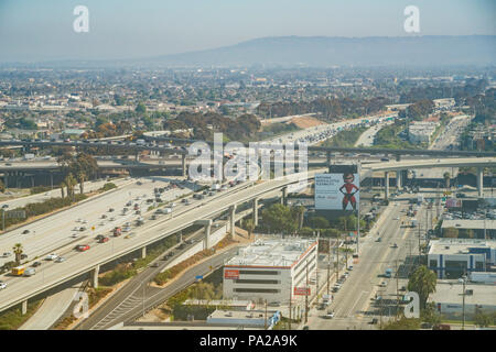 Los Angels, 8 mai : Vue aérienne du centre-ville paysage urbain le 8 mai 2018 à Los Angeles, Californie Banque D'Images