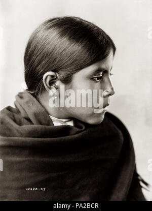 608 Edward S. Curtis, fille Qahatika, Arizona, 1907 Banque D'Images