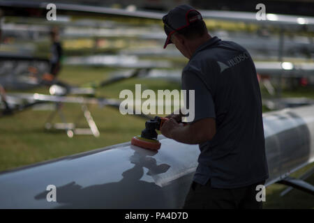 Lucerne, Suisse, 12 juillet 2018, 'bateau' Hudson Jeudi, technicien, un polissage 'Huit', la Coupe du Monde FISA III, le lac Rotsee, © Peter SPURRIER/Alamy Live News Banque D'Images