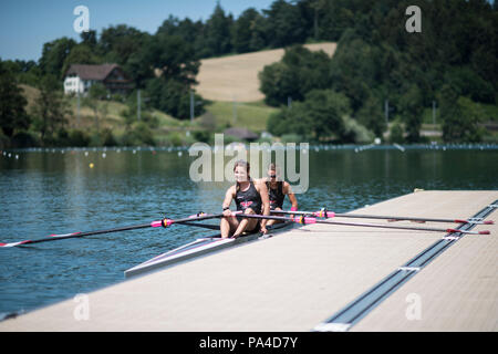 Lucerne, Suisse, 12 juillet 2018, jeudi, les femmes canadiennes's Double Scull, assis à la Coupe du Monde FISA ponton nautique III, le lac Rotsee, © Peter Banque D'Images