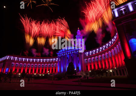 4 juillet Fireworks, City and County Building, Denver, Colorado Banque D'Images