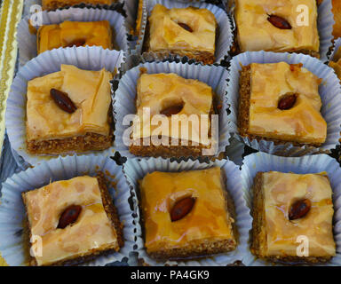 Baklawa, un dessert à base d'amandes, pâte d'amande, et la pâte filo Banque D'Images