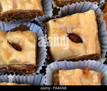 Baklawa, un dessert à base d'amandes, pâte d'amande, et la pâte filo Banque D'Images