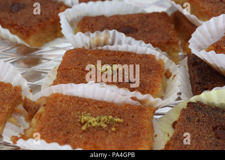 Kalb El Louz Un Gateau Algerien Signifiant Coeur D Amandes Faite Avec De La Semoule Amandes Miel D Oranger Et D Erable Photo Stock Alamy