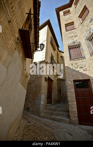 Rues étroites de la vieille ville de Tolède, Espagne Banque D'Images