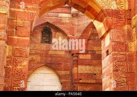 Tombe d'Iltutmish, Qutb Minar Complex, New Delhi, Inde Banque D'Images