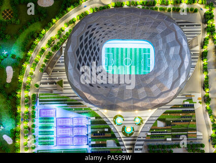 7 juillet 2018, Moscou, Russie La maquette de la Qatar Foundation Stadium où les matches de la Coupe du Monde de Football 2022 au Qatar aura lieu. Banque D'Images