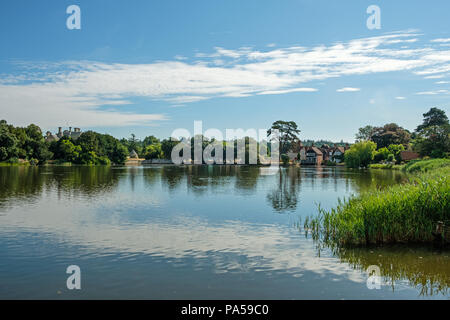 Barrage de l'usine Beaulieu La New Forest Hampshire England UK Banque D'Images