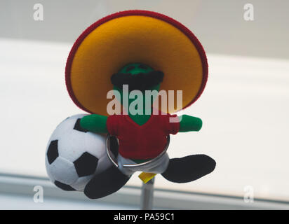 7 juillet 2018, Moscou, Russie mascotte officielle de la Coupe du Monde FIFA 1986 au Mexique un piment jalapeno Pique. Banque D'Images