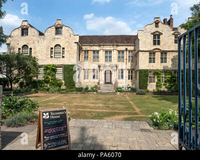 Les trésoriers de maison de cour à York Minster Yorkshire Angleterre Banque D'Images