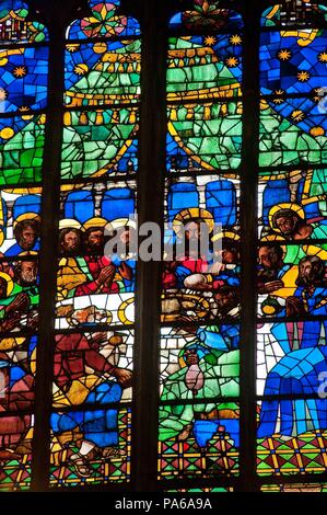 Vitrail représentant la Sainte Cène, dans la Cathédrale de Santa María del Mar, 17e siècle, Barcelone, Barcelone, Catalogne, Espagne. Banque D'Images