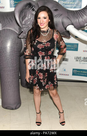 Los Angeles, Californie, USA. 18 juillet, 2018. SAVABBAH GARZA assiste aux héros "pour le Changement' 10e anniversaire - 'Kat Kramer's Films qui changent le monde" présente ''Love & Bananas'' Un éléphant histoire au Real D Theatre de Los Angeles. Credit : Billy/Bennight ZUMA Wire/Alamy Live News Banque D'Images