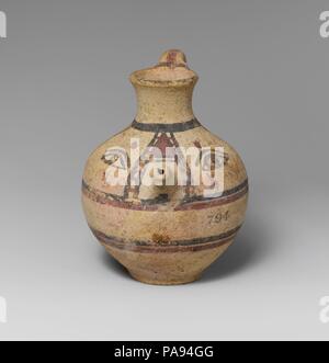 Juglet en terre cuite. La culture chypriote :. Dimensions : H. 5 5/16 in. (13,5 cm). Date : 750-480 B.C.. Le bec tubulaire à l'avant peut avoir servi à verser ou à l'usage du vase comme un biberon. Musée : Metropolitan Museum of Art, New York, USA. Banque D'Images