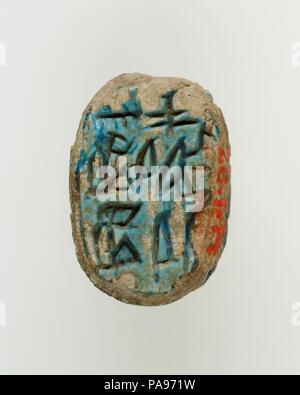 Scarab d'un fonctionnaire. Dimensions : L. 2 × 1,9 × W. H. 0,9 cm (13/16 × 3/4 × 3/8 in.). Dynastie DYNASTIE : 12-18. Date : ca. 1981-1550 av. J.-C.. Musée : Metropolitan Museum of Art, New York, USA. Banque D'Images