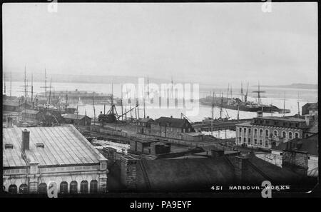 210 Quartier Vieux-Quebec-Basse-Ville - Port de Québec BAnQ P560S1P451-1 Banque D'Images