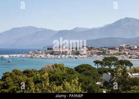 Vue imprenable de la ville touristique de Calvi en Corse en France Banque D'Images