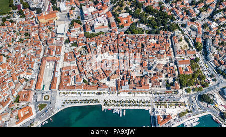Vue aérienne de vieux Split, le centre historique de Split, Croatie Banque D'Images
