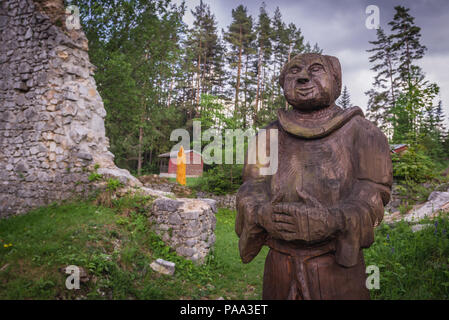 Cimetière symbolique dans Klastorisko espace dédié aux victimes et aux personnes associées avec le parc national du Paradis slovaque, Slovaquie Banque D'Images