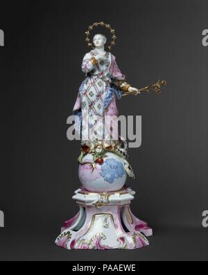 Vierge de l'Immaculée Conception. Culture : l'allemand, Fulda. Dimensions : Hauteur : 14 au 5/16. (36,4 cm). Factory : Fulda Poterie et porcelaine Manufactory (allemand, 1764-1789). Modeler : Wenzel Neu (allemand, ca. 1708-1774). Date : ca. 1781. Le modèle est attribuée à Neu par Ernst Kramer et considéré par lui pour avoir commencé à propos de 1770 ; il est mentionné dans l'usine records en 1786. Des 14 exemples du modèle qui ont été notes, trois--ce un et deux autres dans le Cooper-Hewitt Museum, New York, et le Schloss Fasanerie, Fulda, partager une similitude marquée dans les détails de la décoration d'un Banque D'Images