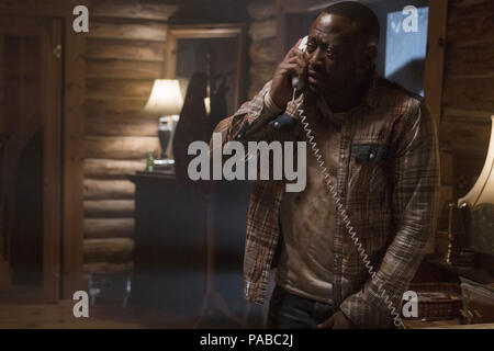 DATE DE SORTIE : Titre : Avril 20, 2018 Studio : Global Road Entertainment Réalisateur : Deon Taylor RÉSUMÉ : un couple pour un week-end romantique dans les montagnes sont abordées par un gang de motards. Seul dans les montagnes, Brea et John doit se défendre contre la bande, qui ne reculera devant rien pour protéger leurs secrets. Avec : PAULA PATTON comme Brea, OMAR EPPS comme John. (Crédit Image : © Global Road Entertainment/photos) Banque D'Images