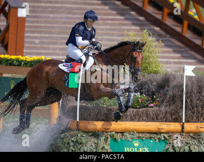 La société britannique Imogen Murray équitation Ivar Gooden au cours de l'essai de cross-country lors du Festival équestre de CHIO Aachen 2018 à Aix-la-Chapelle, Allemagne. Banque D'Images