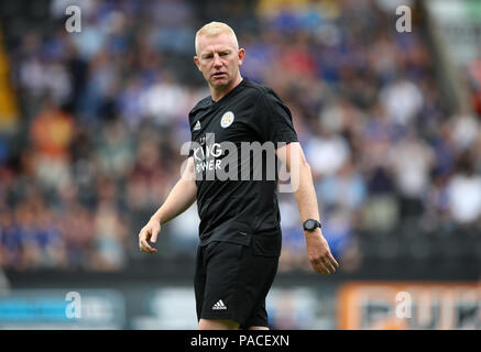 Leicester City gestionnaire adjoint Adam Sadler pendant un pré saison match amical à Meadow Lane, Nottingham. ASSOCIATION DE PRESSE Photo. Photo date : Samedi 21 juillet 2018. Crédit photo doit se lire : Nick Potts/PA Wire. Utilisez uniquement rédactionnel aucune utilisation non autorisée avec l'audio, vidéo, données, listes de luminaire, club ou la Ligue de logos ou services 'live'. En ligne De-match utilisation limitée à 75 images, aucune émulation. Aucune utilisation de pari, de jeux ou d'un club ou la ligue/dvd publications. Banque D'Images