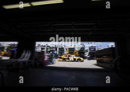 Loudon, New Hampshire, USA. 21 juillet, 2018. Erik Jones (20) se prépare à la pratique pour le casino Foxwoods Resort 301 au New Hampshire Motor Speedway de Loudon, New Hampshire. Crédit : Stephen A. Arce/ASP/ZUMA/Alamy Fil Live News Banque D'Images