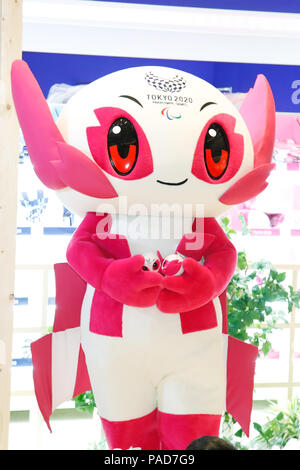 Tokyo, Japon. 22 juillet, 2018. SOMEITY JLUY, 22, 2018 : Tokyo 2020 mascotte olympique Chambre Cérémonie d Ouverture au hibiya Tokyo Midtown, Tokyo, Japon. (Photo par Naoki Morita/AFLO SPORT) Credit : AFLO Co.,Ltd/Alamy Live News Banque D'Images
