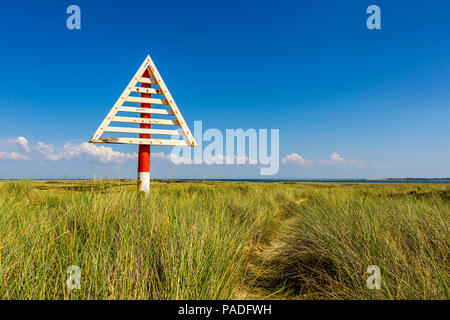 Ces signes (allemand : Cuire au four) sur la plage de Mark Ellenbogen la frontière entre l'Allemagne et le Danemark dans la mer des Wadden. Banque D'Images