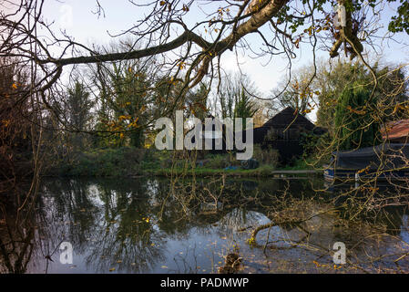 Raymill 'île', Maidenhead, Berkshire, UK, vue générale, ciel bleu, un jour ensoleillé de l'Île 'Raymill', Grande-Bretagne, © Peter SPURRIER, Banque D'Images