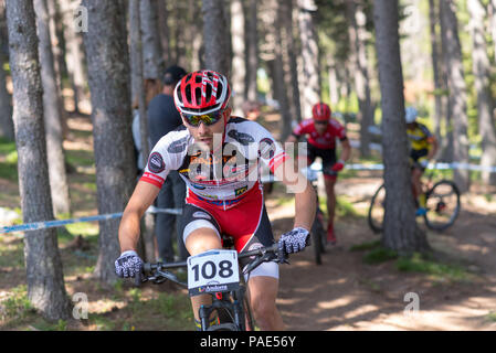 Vallnord, La Massana, Andorre. 17 juillet 2018. MASTER VTT XCO, COUPE DU MONDE XCO, maîtres de la Coupe du Monde de vélo de montagne 2018 35 - 40 , Andorre Vallnord Banque D'Images