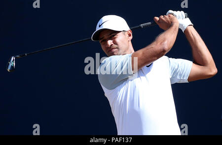 USA's Julian Suri tees au large de la 1ère lors de la quatrième journée de l'Open Championship 2018 à Carnoustie Golf Links, Angus. Banque D'Images