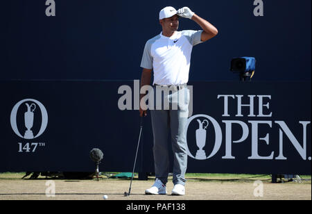 USA's Julian Suri tees au large de la 1ère lors de la quatrième journée de l'Open Championship 2018 à Carnoustie Golf Links, Angus. Banque D'Images