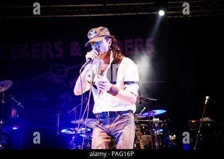 Sestri Levante Genova Italie 21 juillet 2018 Gogol Bordello live au Festival 2018 Mojotic © Roberto Finizio / Alamy Banque D'Images