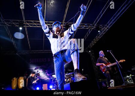 Sestri Levante Genova Italie 21 juillet 2018 Gogol Bordello live au Festival 2018 Mojotic © Roberto Finizio / Alamy Banque D'Images