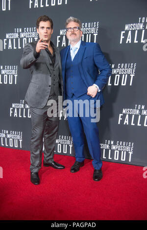 Washington DC, 22 juillet 2018, USA : Le nouveau film de Tom Cruise, Mission Impossible : Fallout, a sa première au Smithsonian Air and Space Museum de Washington DC. Certaines des stars qui fréquentent : Henry Cavill et directeur/auteur/producteur Christopher McQuarrie. Patsy Lynch/MediaPunch Patsy Lynch/ Banque D'Images