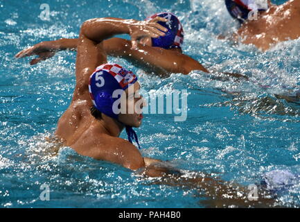 Budapest, Hongrie - 27 juil., 2017. JOKOVIC Maro (5) joueur de l'équipe de Croatie. Championnat du monde de water-polo de la FINA, demi-finale. Banque D'Images