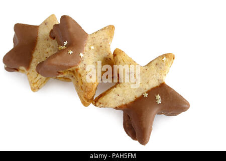 Cookies chocolat noisette isolé sur fond blanc Banque D'Images