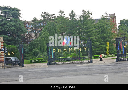 Pommery Champagne , Reims, Champagne-Ardennes, Grand Est, France Banque D'Images