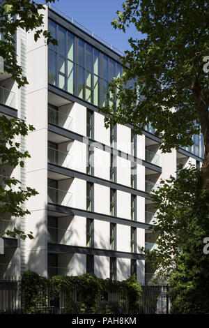 Avis de partenaire tours bloc. Highpoint - Newington Butts, Elephant and Castle, Royaume-Uni. Architecte : Rogers Stirk Harbour  + Partners & passage de l'axe Banque D'Images