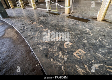 L'entrée avant de l'hôtel abandonné, une fois la Ducor plus importants hôtels à Monrovia, Libéria Banque D'Images