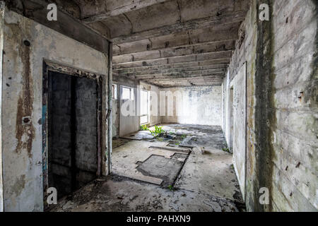 L'intérieur de l'hôtel abandonné, une fois la Ducor plus importants hôtels à Monrovia, Libéria Banque D'Images