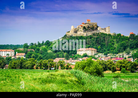 Brasov, ruines de la forteresse médiévale de Transylvanie de Brasov, Roumanie. Banque D'Images